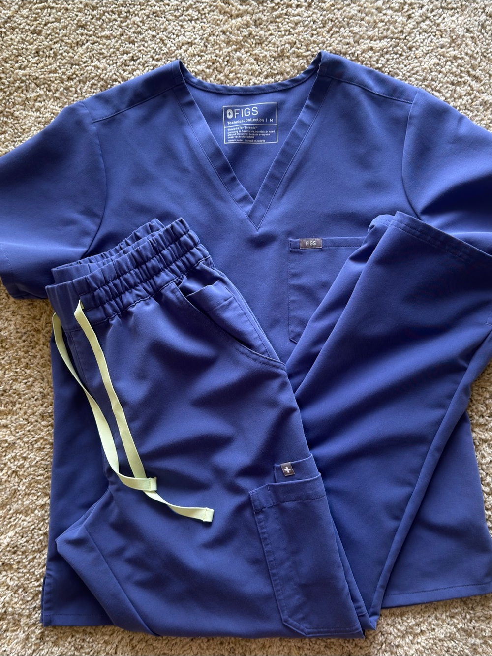 Figs Scrub Set